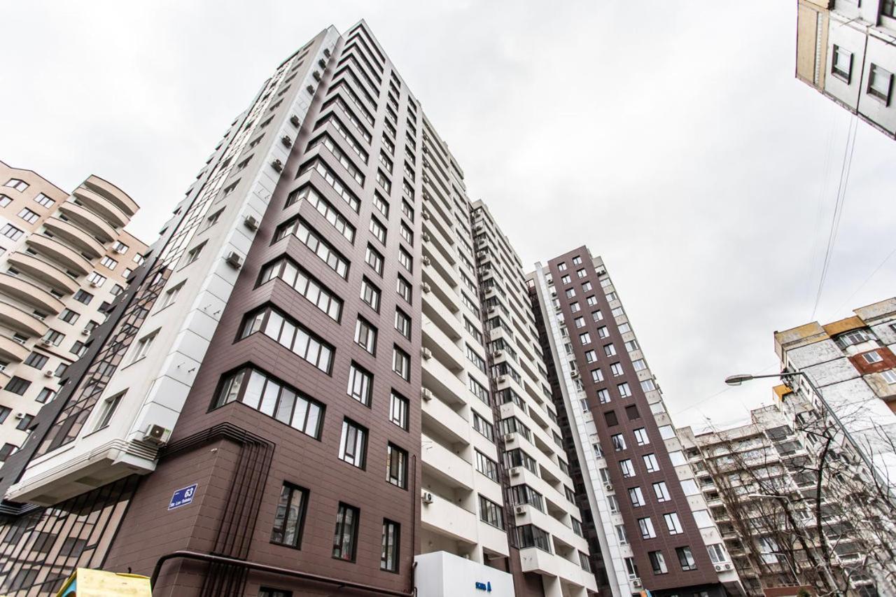 Sky House Premium Apartment In City Center Chisinau Bagian luar foto